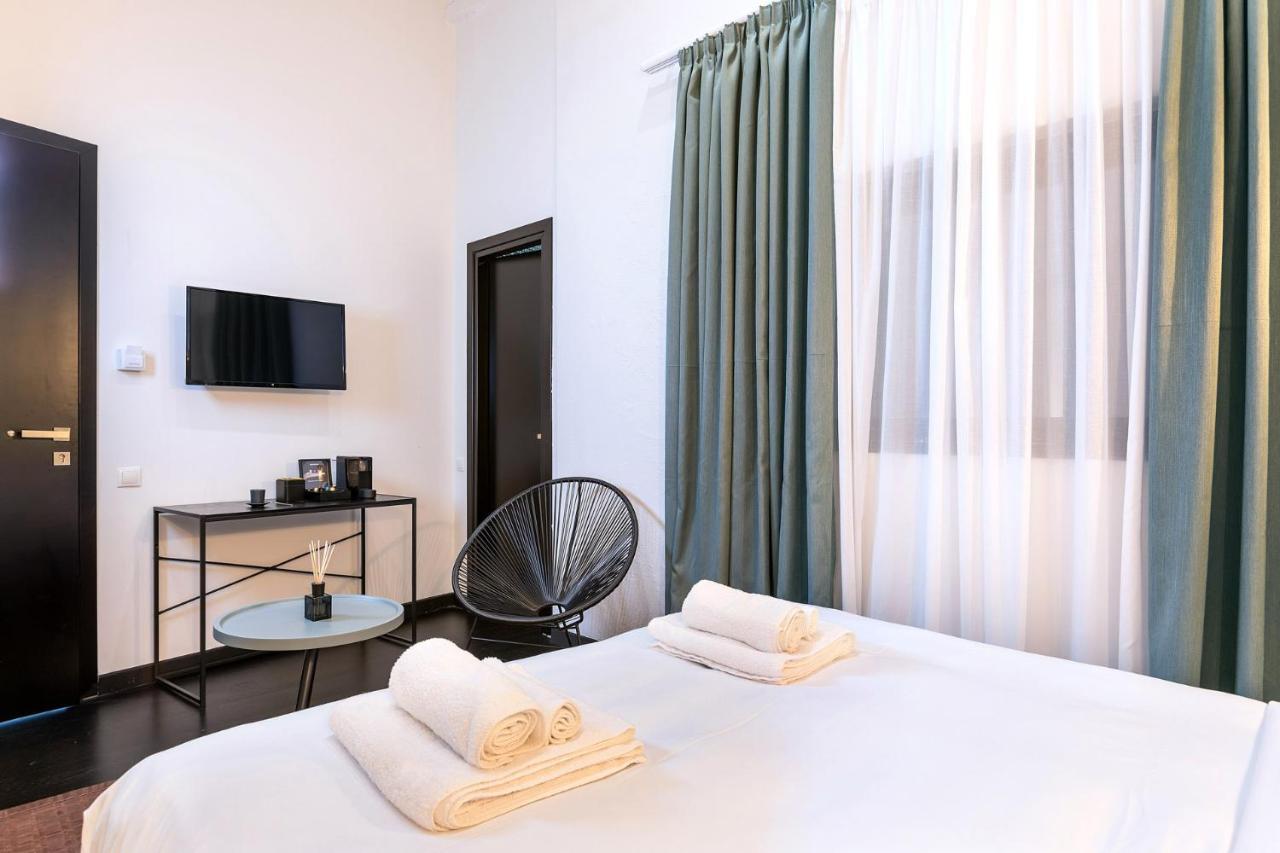 Nin&Bau Sarri 2 Hotel Athena Bagian luar foto